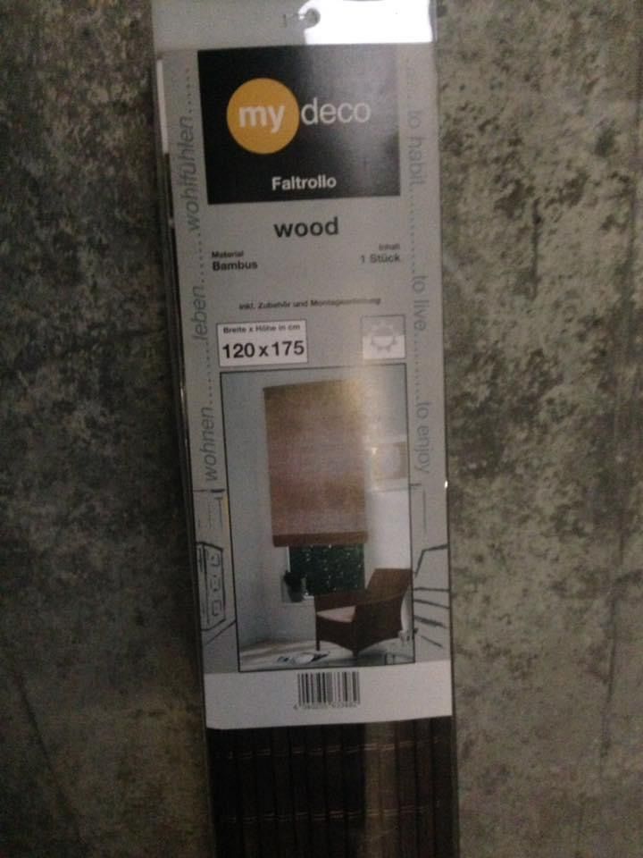 Tende da sole: 1 Rollo /Fensterrollos Neu – Usato da Bolligen venduto da Mitica