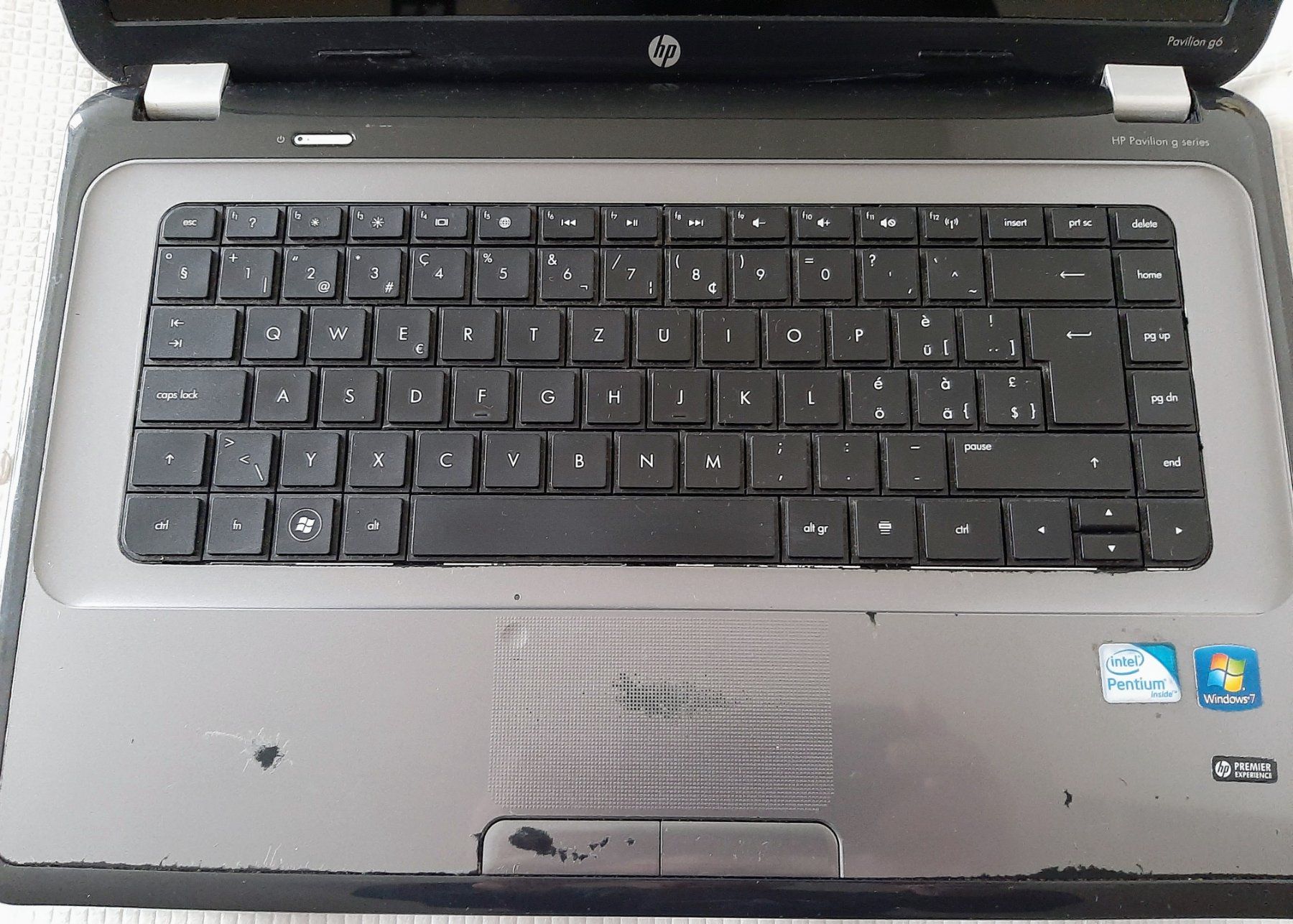 Hewlett Packard Notebooks: Laptop HP schaltet nicht mehr ein – Defekt aus Zürich von Zurich 5