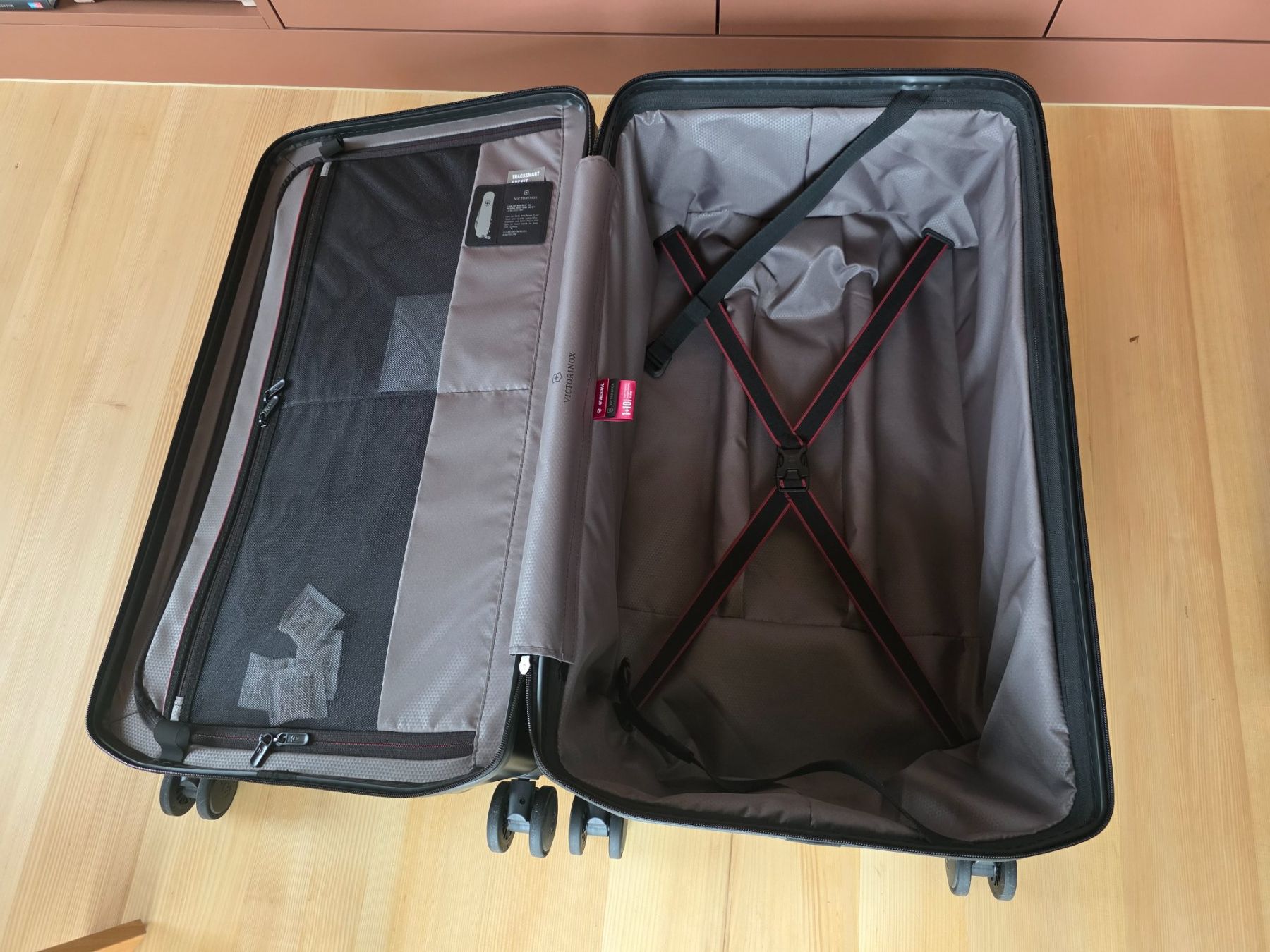 Victorinox Valigie: Victorinox Spectra 3.0 Trunk Large Case – Nuovo (secondo la descrizione) da Gerzensee venduto da j0k3r 4
