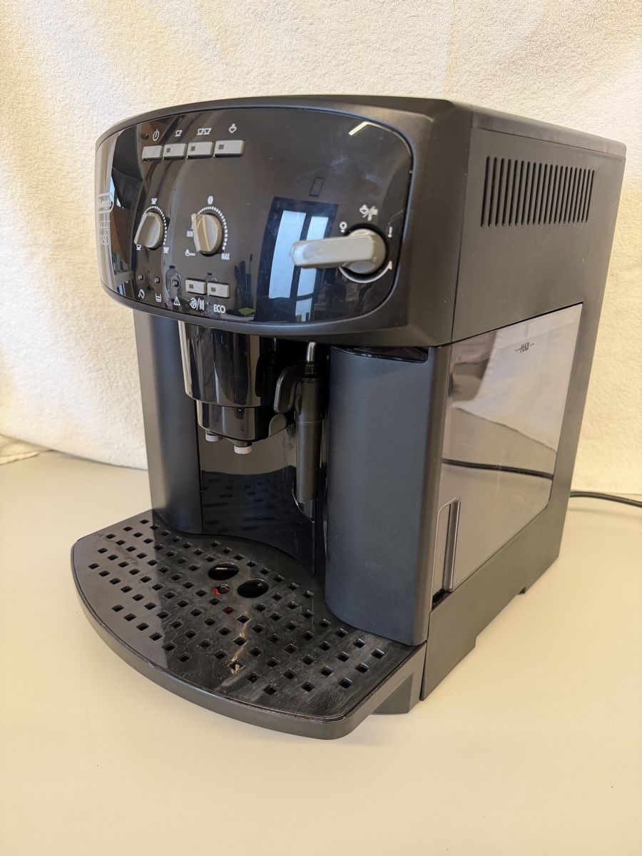 De'Longhi Kaffeemaschinen & Espressomaschinen: DeLonghi CaffeCorso – Gebraucht aus Beatenberg von cat_pys6 2