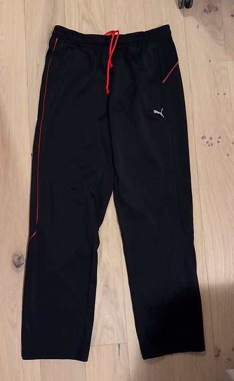 Hosen: Jogging homme de la marque Puma – Gebraucht aus Bevaix von FloNat02