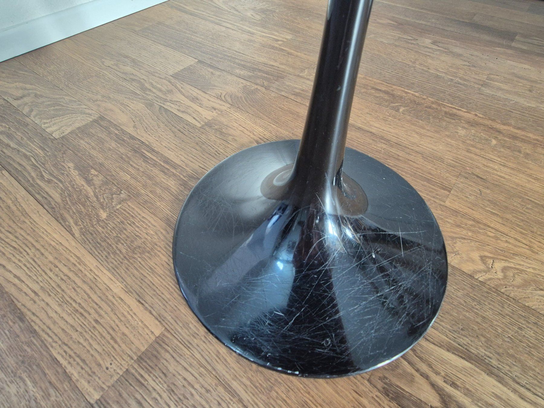 Tavoli: Vintage STAR Czechoslovakia Tulip Side Table, Stone Top – Usato da Zürich venduto da monadiederich 5