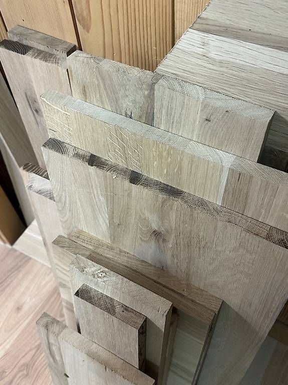 Articoli in legno: Eichenholz – Usato da gurzelen venduto da ster402 2