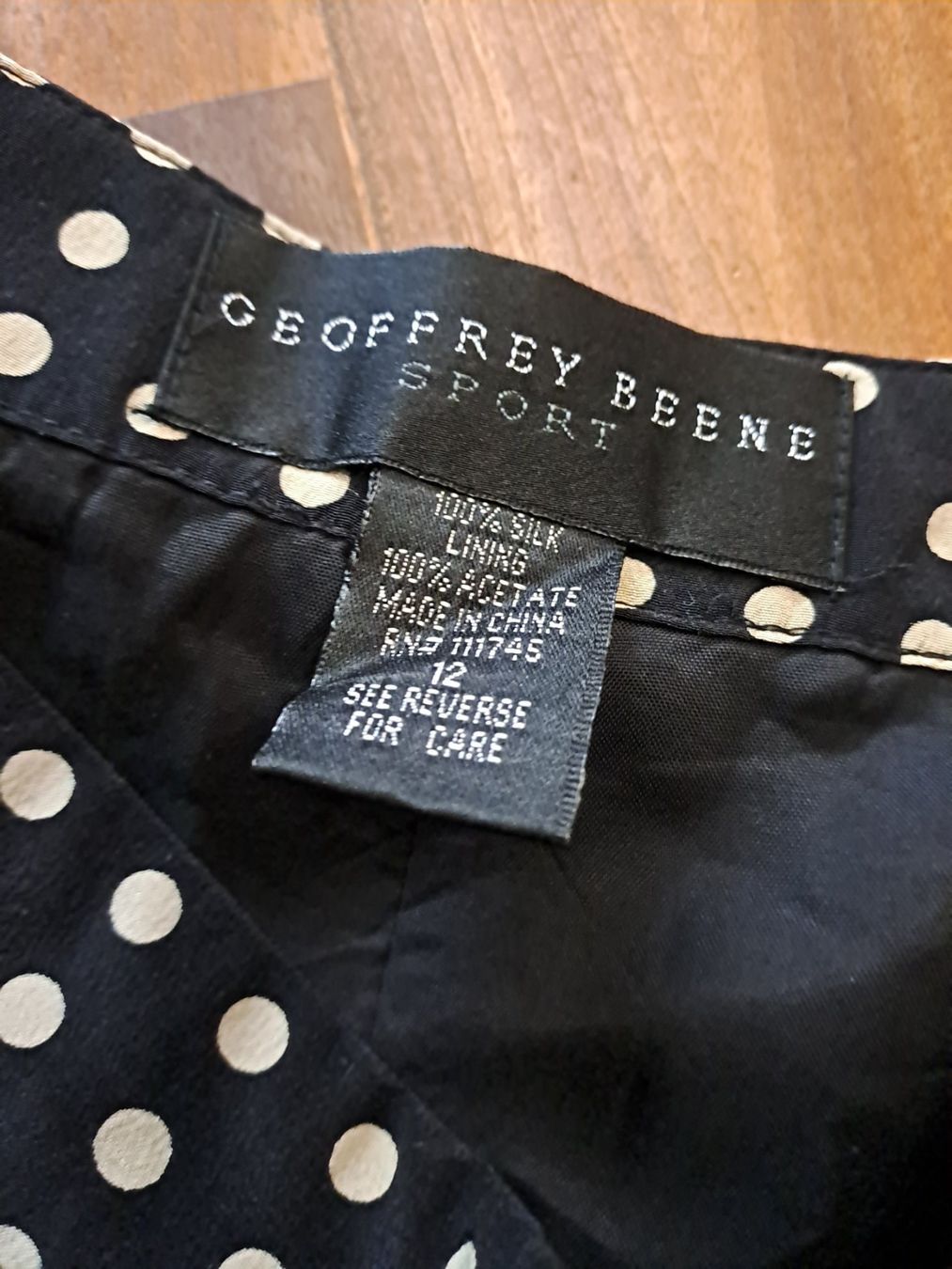 Gonne: Seidenrock Gr.XL – Usato da Emdthal venduto da kasira 2