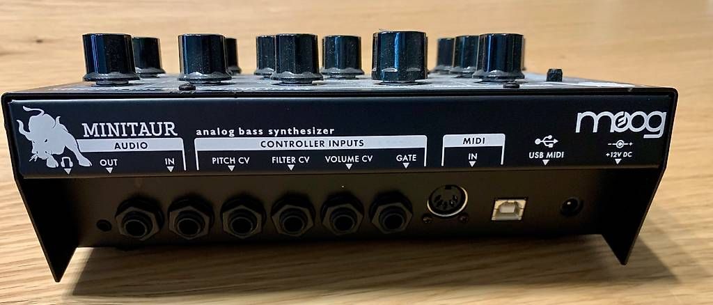 Instruments de musique: Moog Minitaur – D'occasion à Wettingen par Molmart 3
