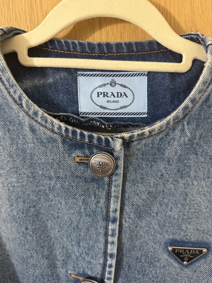 Prada Giacche: PRADA cropped denim jacket gr. IT 42 (S/M) – Nuovo e nell'imballaggio originale da Pfäffikon SZ venduto da happy.life 6