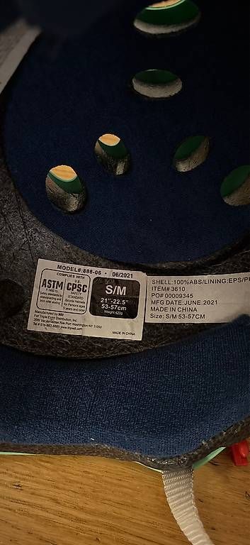 Caschi: Velo Skater Helm – Usato da St. Gallen venduto da MGBA 2
