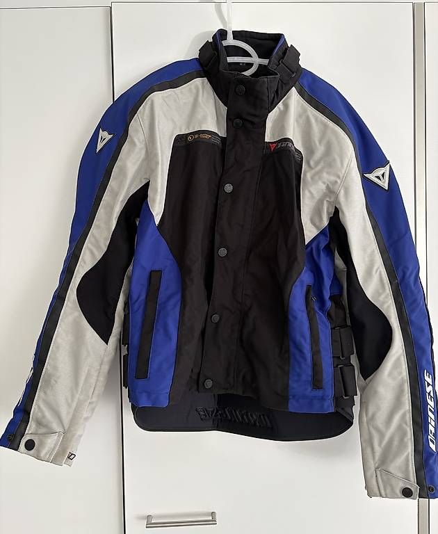 Dainese Lotti di vestiti: Dainese Töffbeckleidung – Usato da Laupen BE venduto da chr_968h