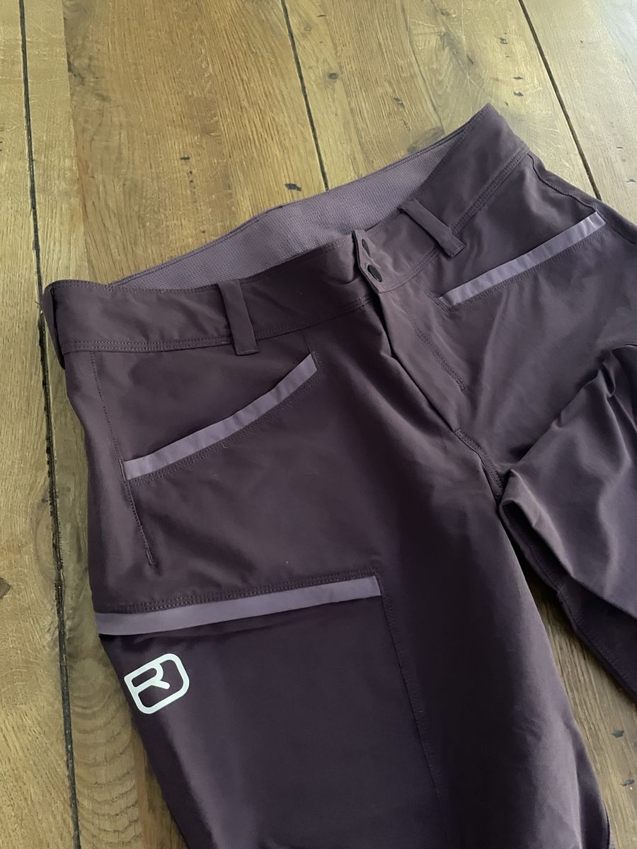 Ortovox Hosen: Pantalon ORTOVOX  taille M violet comme  neuf – Neu (gemäss Beschreibung) aus Marin-Epagnier von sachaechinta 1