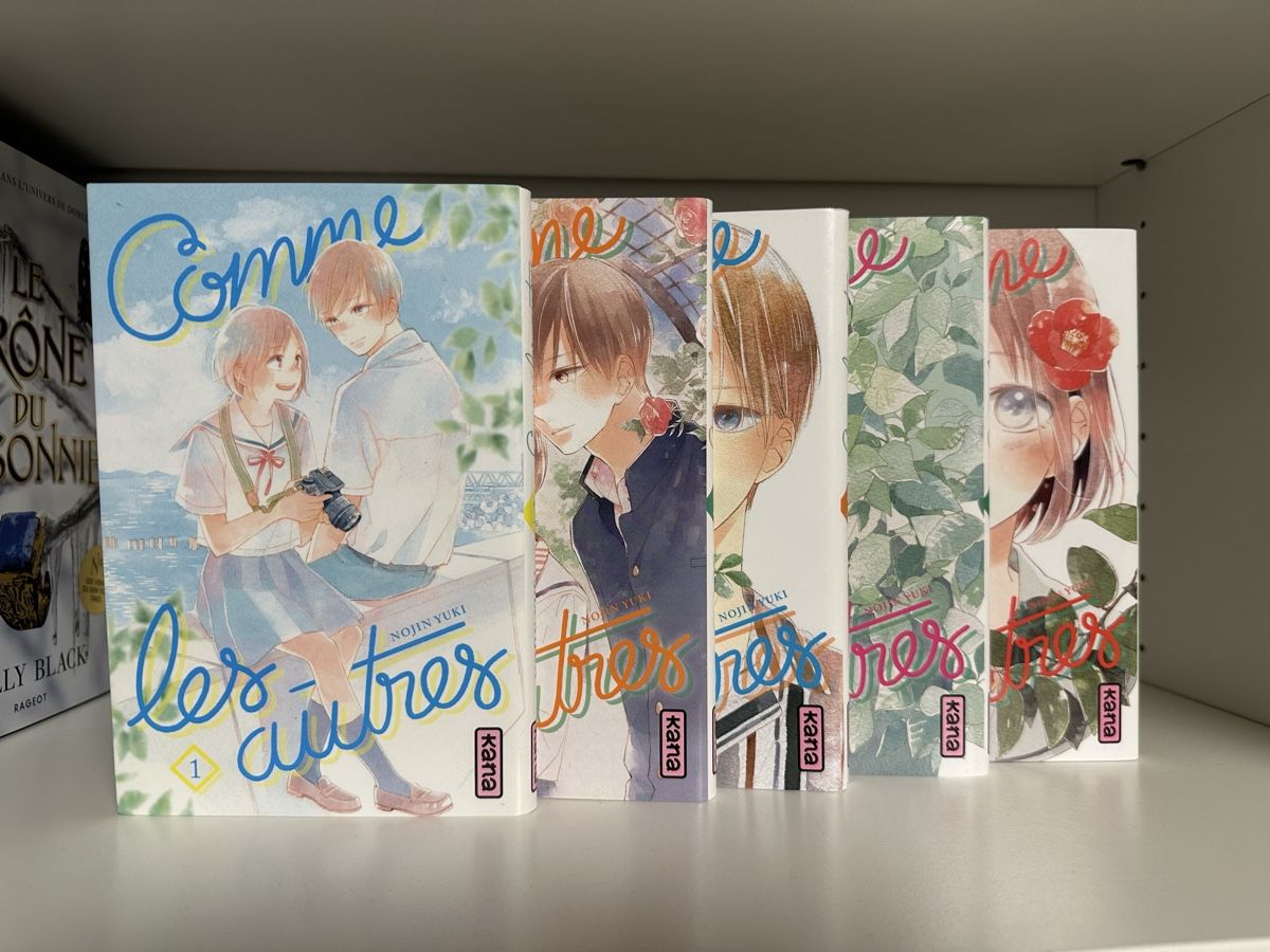 Fumetti: Comme les autres manga – Nuovo (secondo la descrizione) da Corgémont venduto da Chloesellsthings