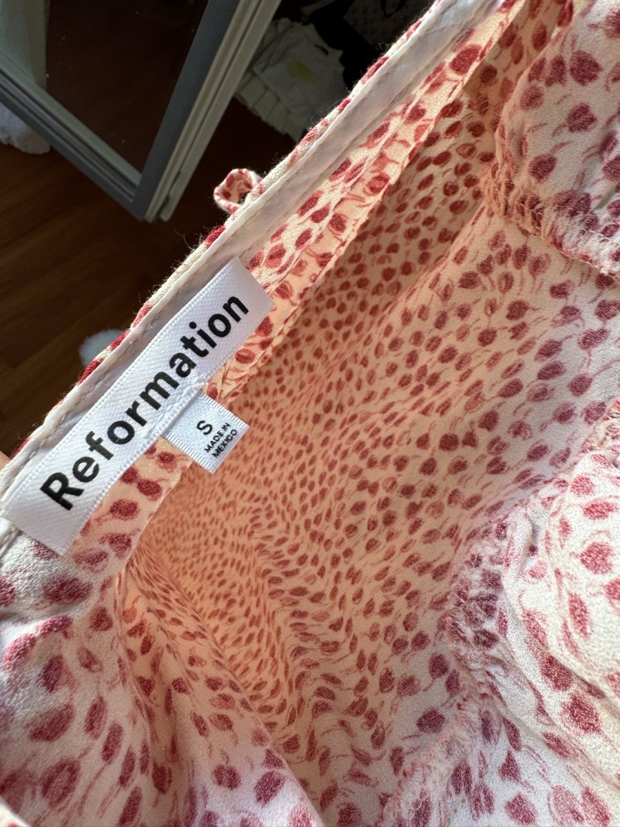 Reformation Robes: Reformation Mini Dress Size S – D'occasion à Küsnacht ZH par pup_culture 2