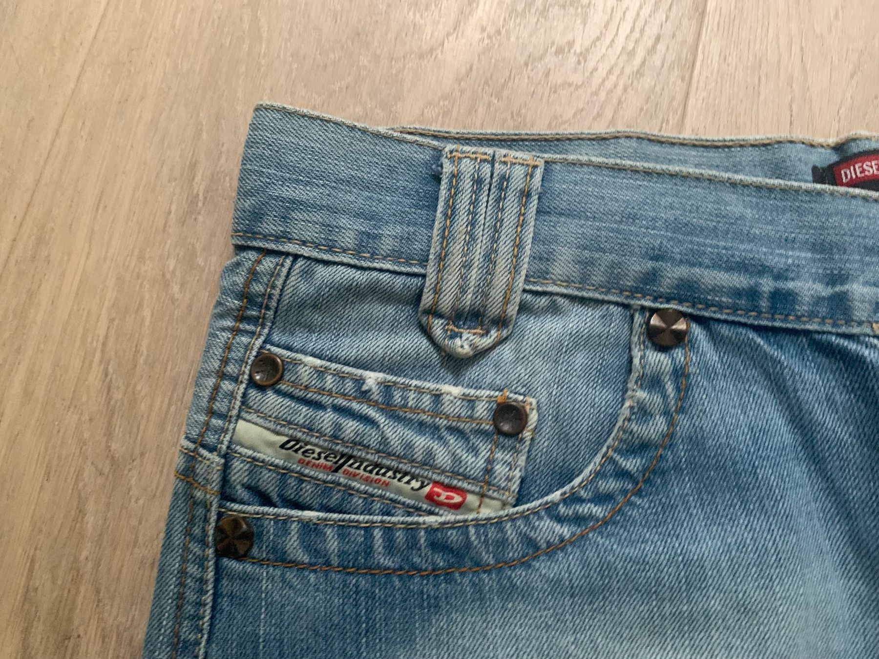 Diesel Jupes: Rock Diesel gr M – D'occasion à Nuglar par Korsika2 4