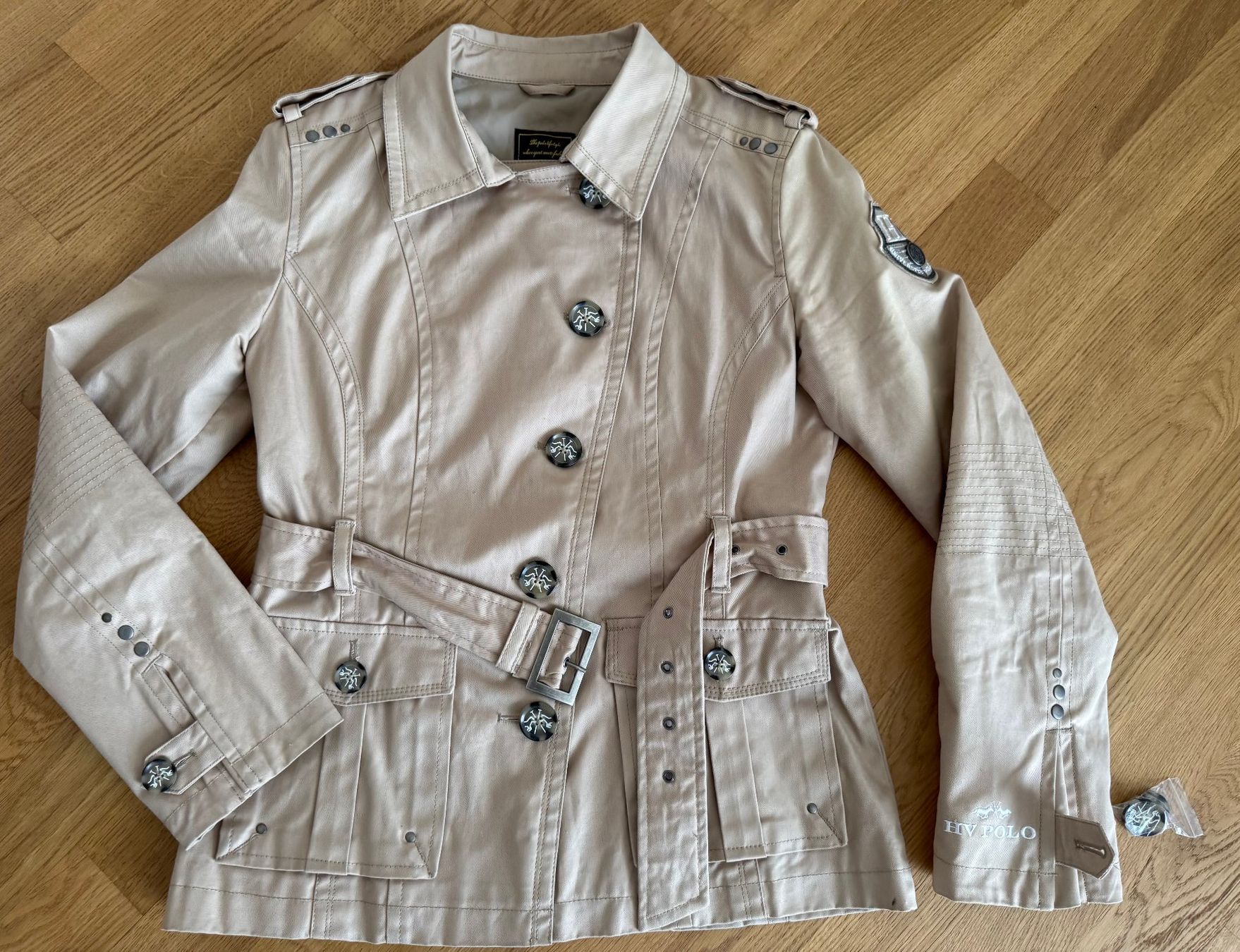 Giacche: Damen-Jacke Grösse M – Usato da Frauenkappelen venduto da HDPerle 1