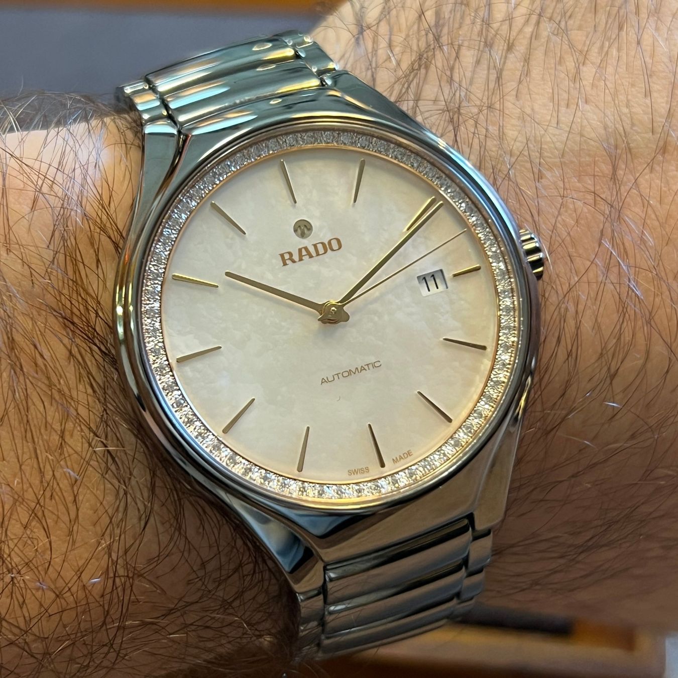 Rado Orologi: Rado True MOP Dial Automatic Date Diamond Bezel 763.0057.3.0 – Usato da Carouge GE venduto da Watchaser 3