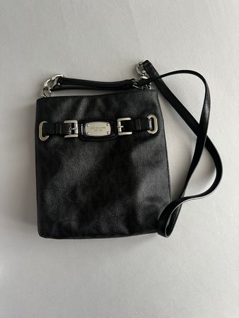 Michael Kors Handtasche, schwarz, Top Zustand wie neu!