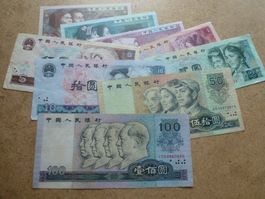 Lot ++ 9 Banknoten aus China