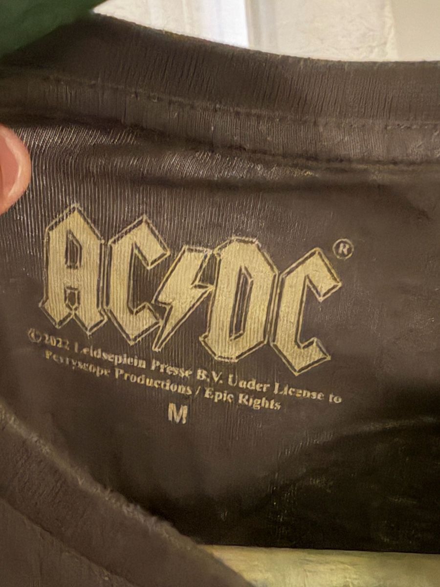 T-shirt: AC/DC Hells Bells T-Shirt Official M Schwarz – Usato da Genève venduto da sho_67qj 4