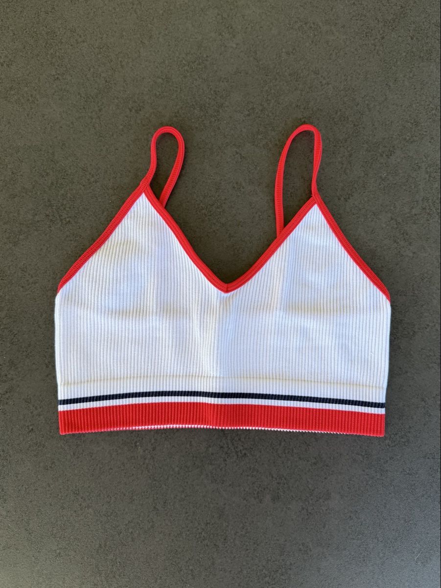 Zara Top: Top weiss, rot – Nuovo (secondo la descrizione) da Frümsen venduto da laura002