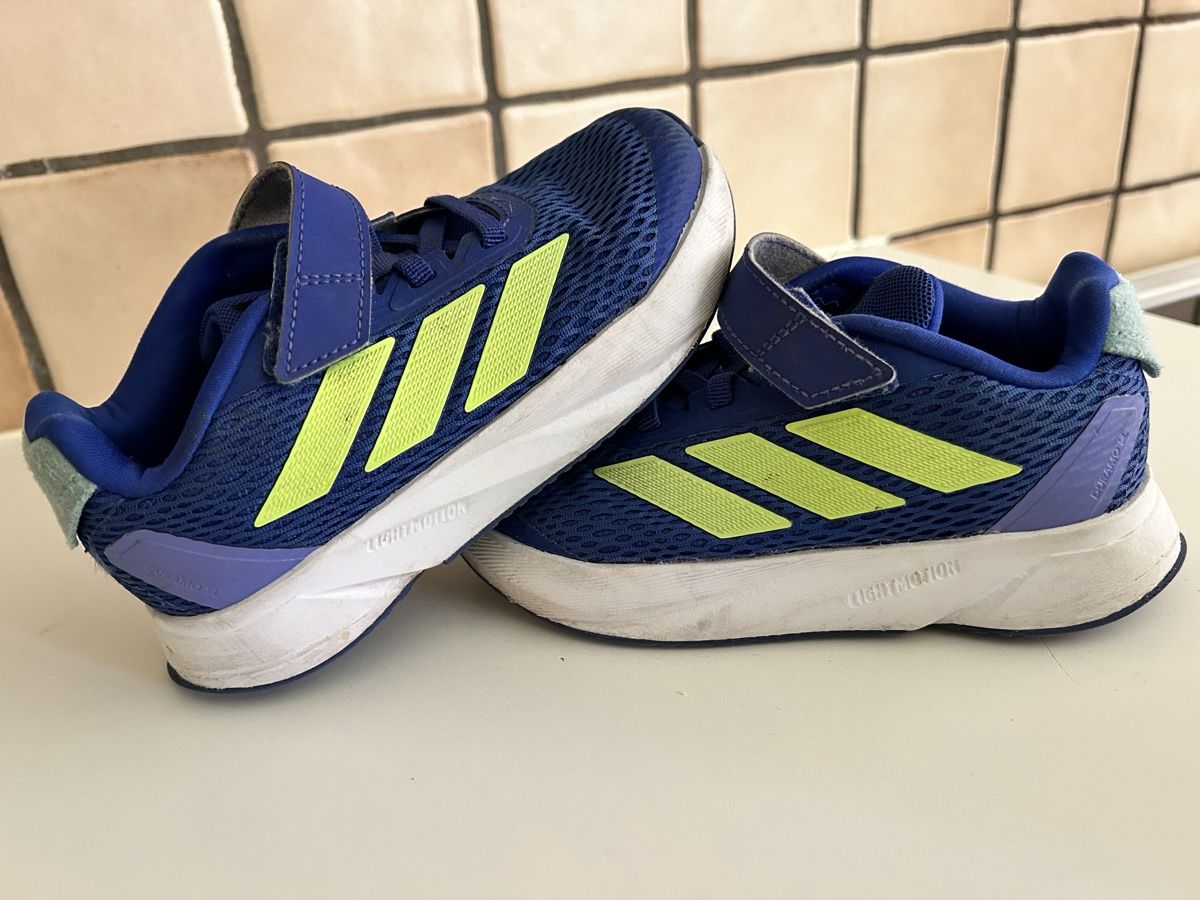 Adidas Scarpe per ragazzi: Baskets Adidas / taille 28 – Usato da Meyrin venduto da Bronx86 4