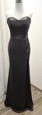 Schwarz kleid