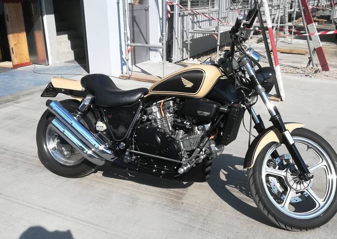 Honda Chopper: Honda VF 750 C Supermagna – Usato da Triengen venduto da RAWILL 1