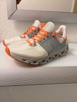 On Cloud Laufschuhe weiss orange neu mit Etikette