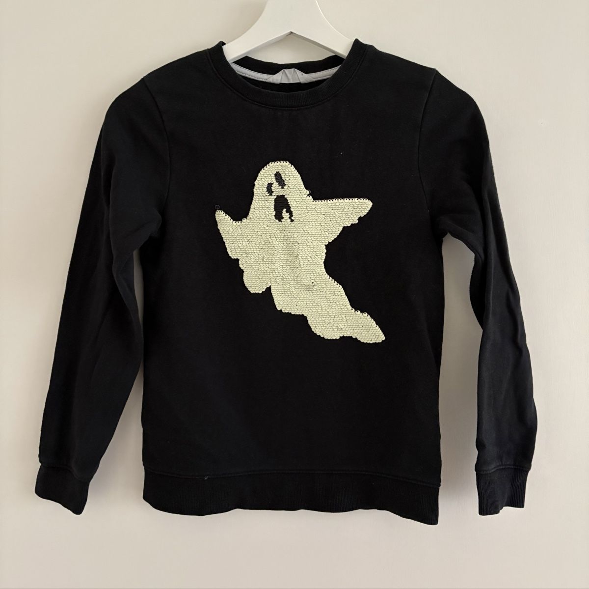 H&M Maglioni & Felpe: Sweatshirt H&M, Gr. 134/140 – Usato da Kloten venduto da Mod_qc5v