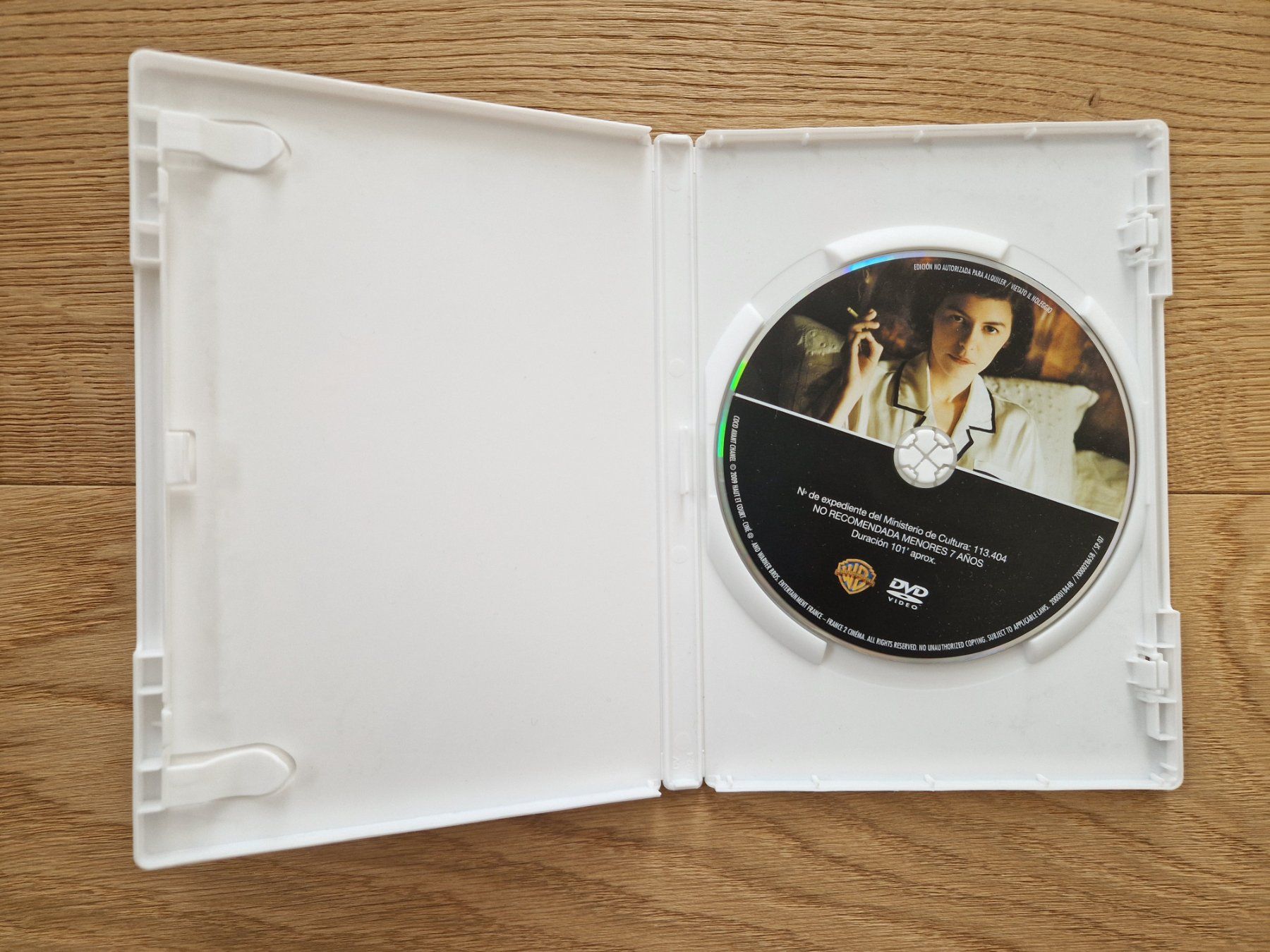 Tutti i DVDs: DVD "Coco Chanel - Der Beginn einer Leidenschaft" (2009) – Usato da Diegten venduto da herala 2