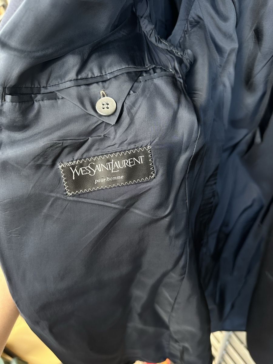 Saint Laurent Completi, tute sportive e funzionali: Yves Saint Laurent Navy / 50 – Usato da Zürich venduto da hannahbuettgen 4