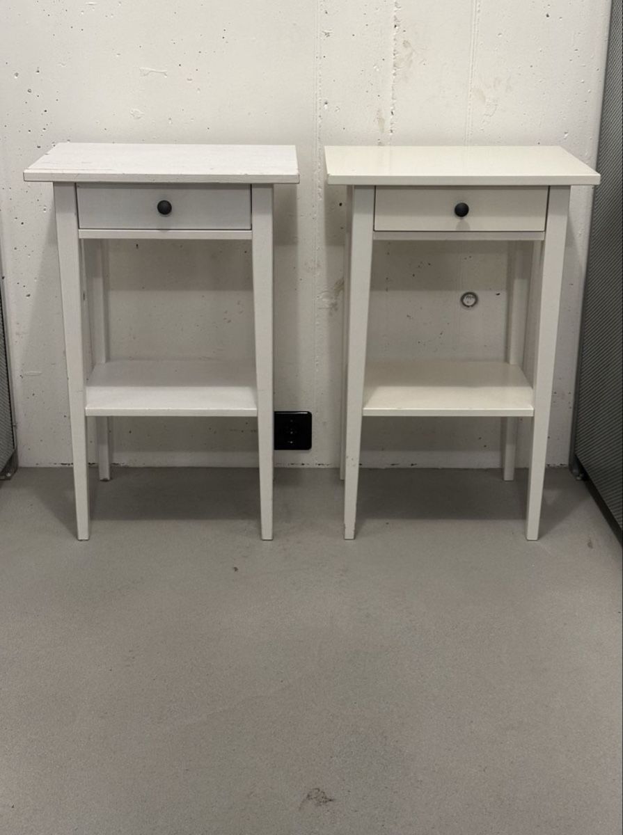 Ikea Tables de nuit: 2x Bedside Tables – D'occasion à Zürich par Ptomas15