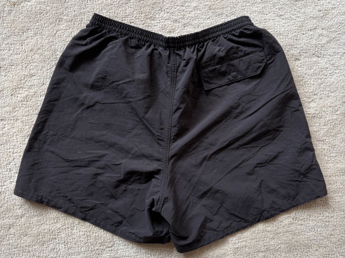 Patagonia Hosen: Patagonia Baggies Black M – Gebraucht aus Zürich von kyso 1