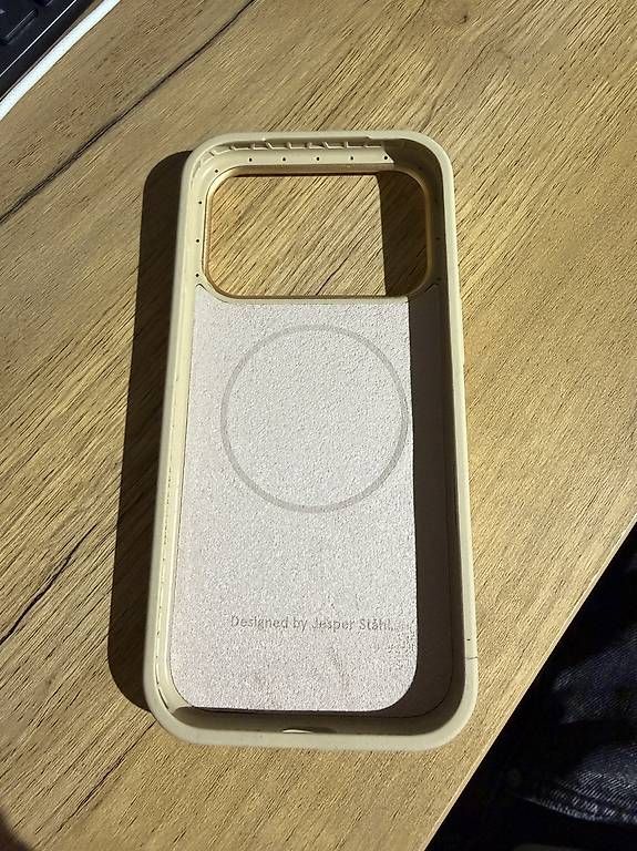 Coques & Protection écran: NEU - Nudient Case iPhone 17 Pro – D'occasion à Triengen par Ike67 1