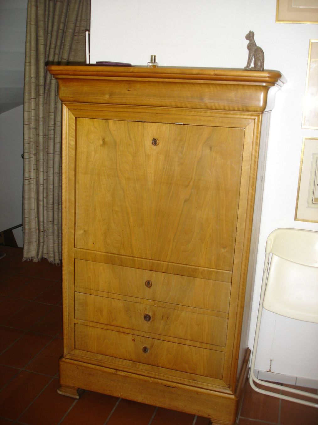 Kommoden: Secrétaire et commode avec beaucoup d'espace de rangement – Gebraucht aus Pully von isa_6hqd 2