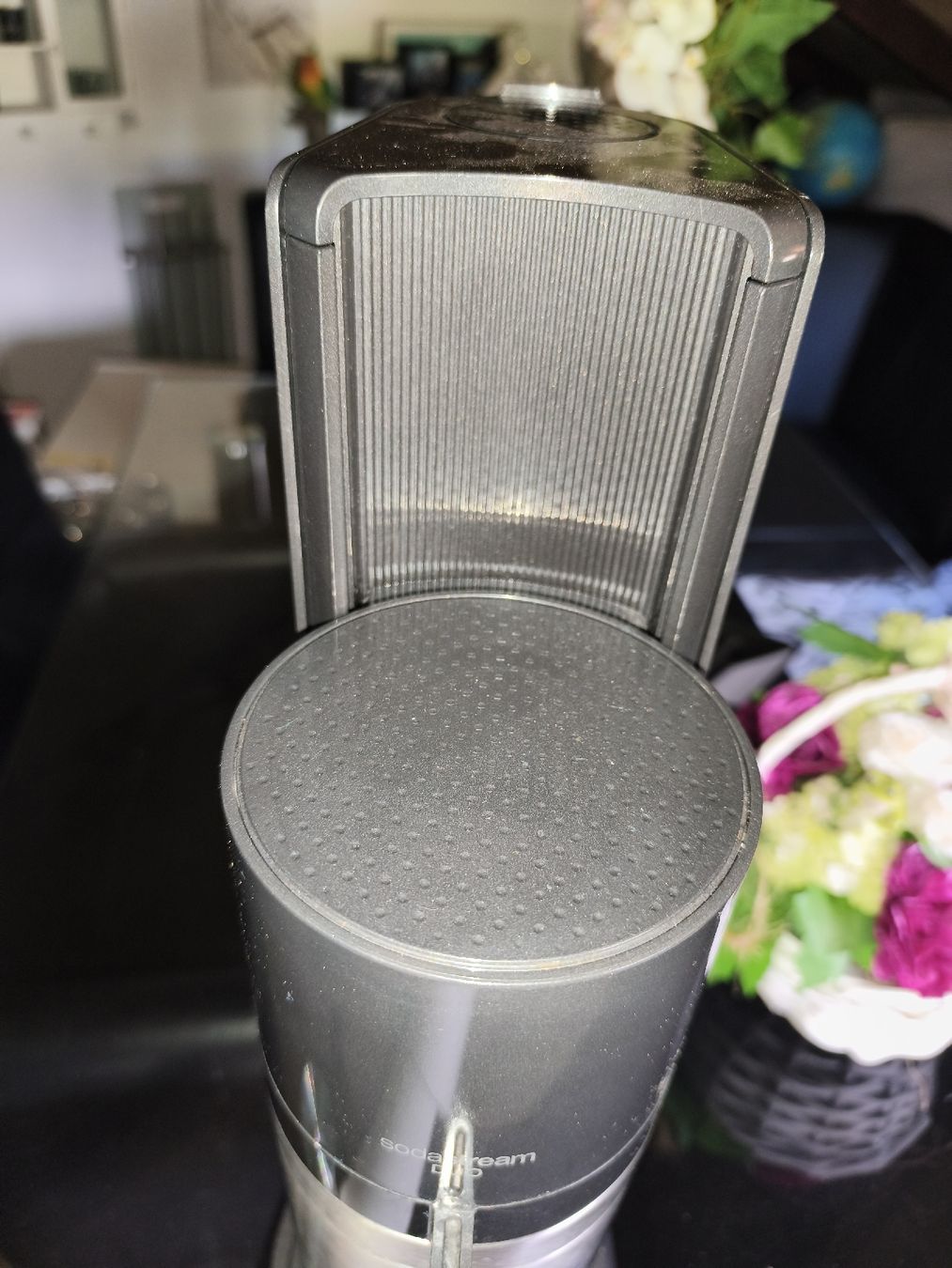 Sodastream Elettrodomestici da cucina: SodaStream DUO Wassersprudlerl  – Usato da Konolfingen venduto da Bio-suisse 8