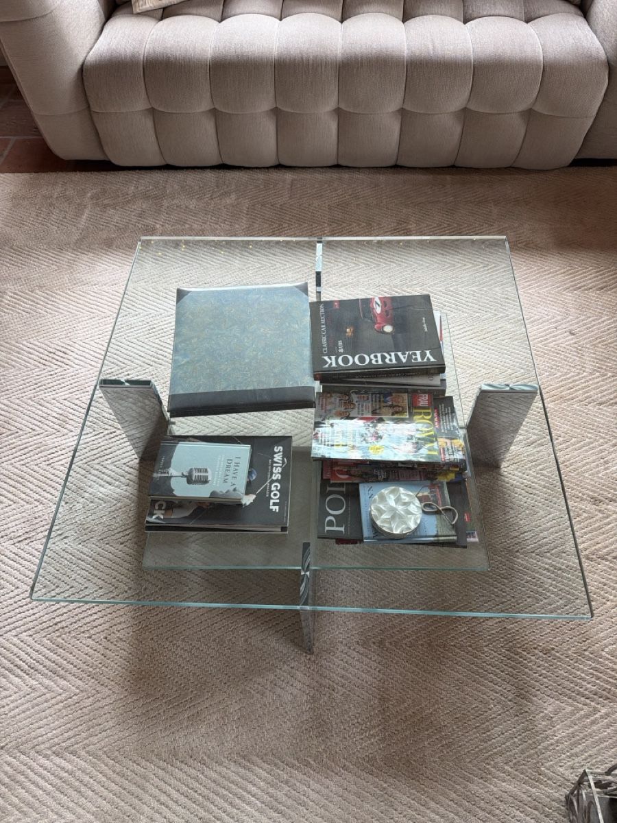 Tavoli: Glass Coffee Table Square – Usato da Pfäffikon SZ venduto da sophia.koch