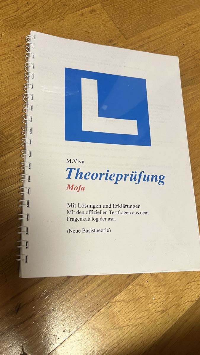 Libri: Theorieprüfung Mofa – Usato da Uster venduto da VerkaufenMachtSpass