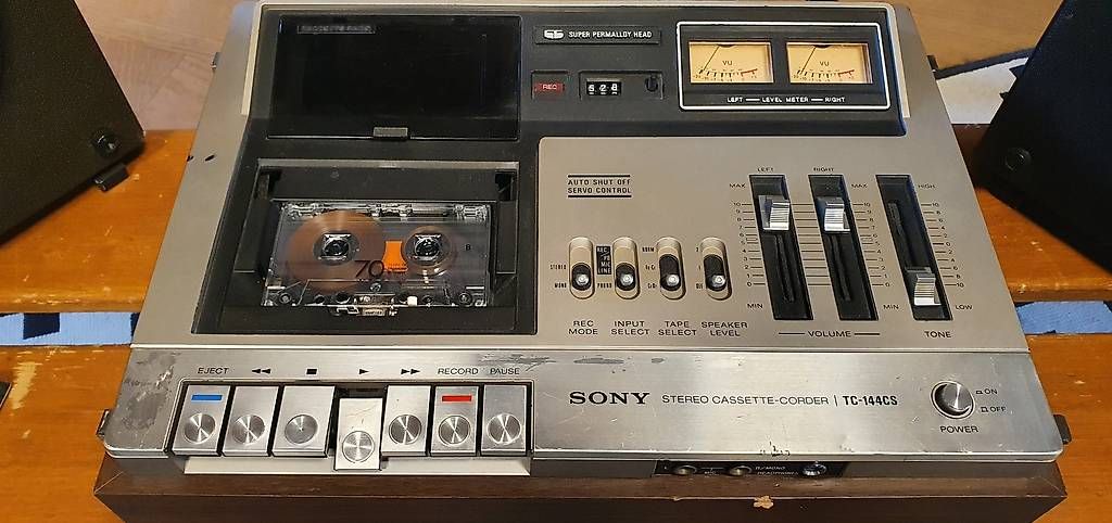 Sony Registratori: Sonny Stereo Cassette Recorder TR144CS – Usato da St. Imier venduto da Lautar_Vega 2