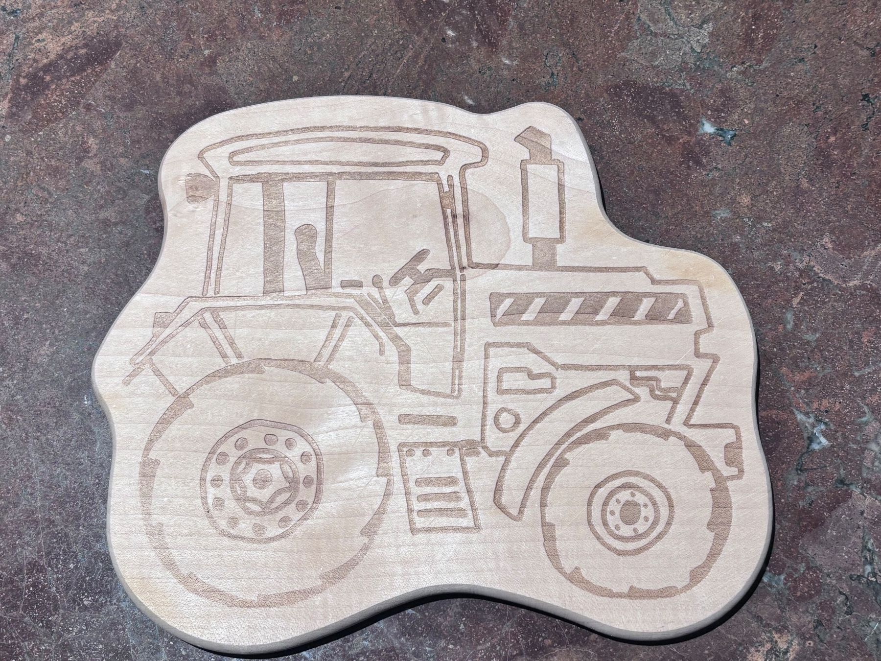 Elettrodomestici da cucina: Holz Traktor Schneidebrett – Usato da Zürich venduto da engebrunau