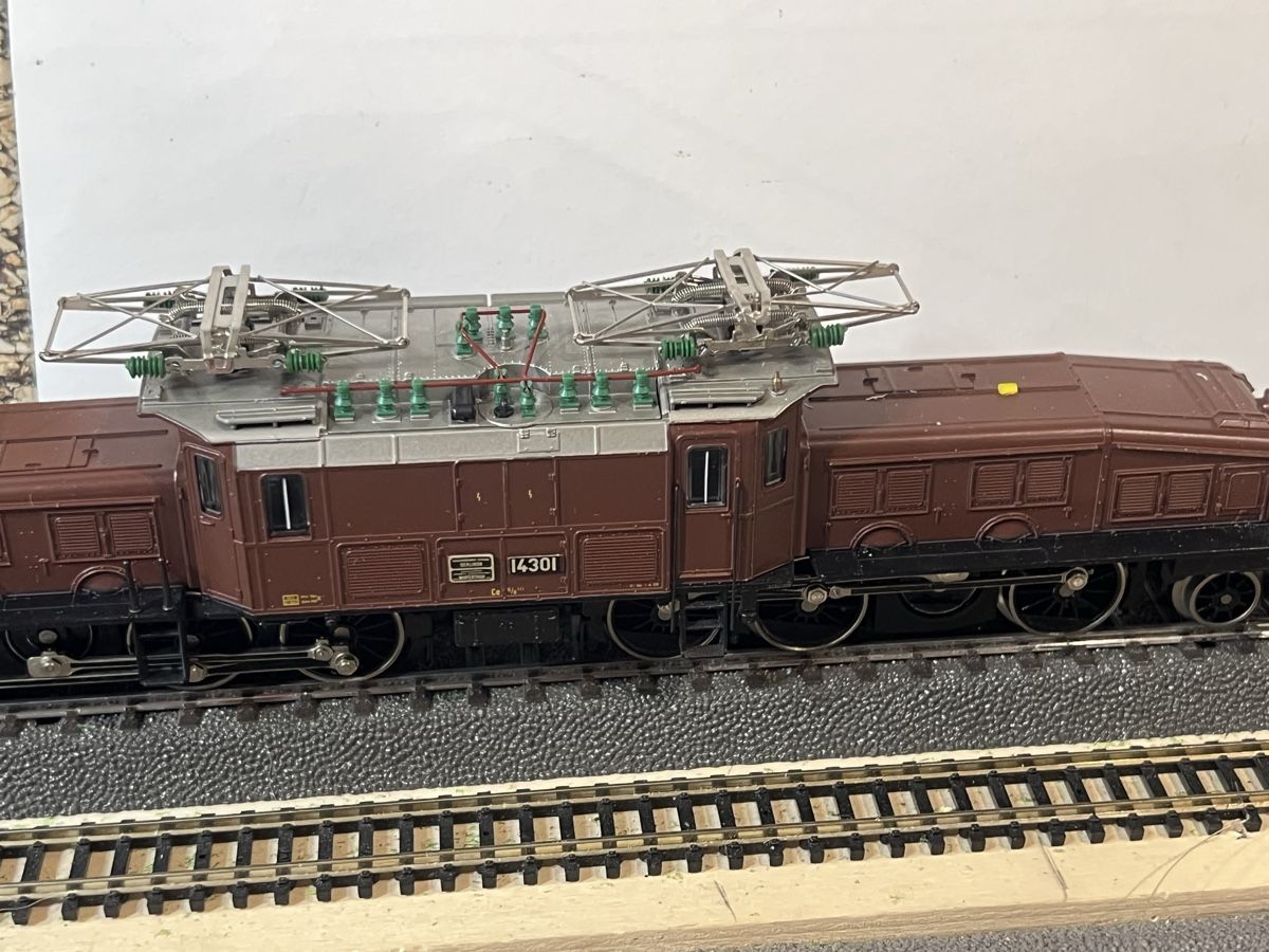 Märklin Modelleisenbahnen: Märklin HO Krokodil – Gebraucht aus Dübendorf von Troggy 1