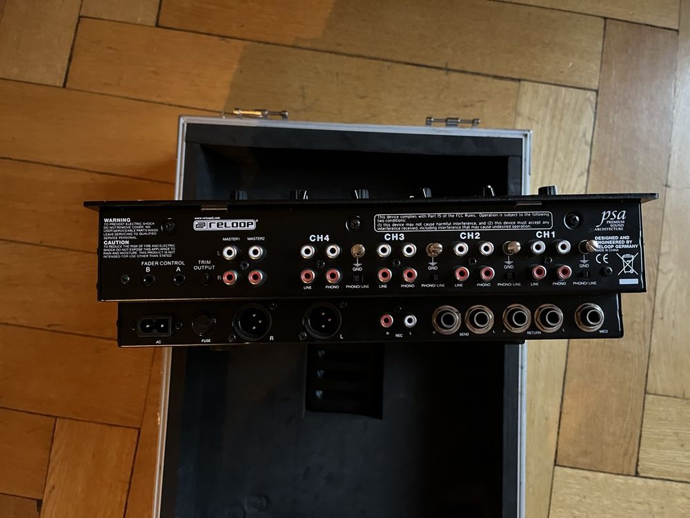 1x Reloop Mixer RMX40DSP incl. Flightcase Kaufen auf Ricardo