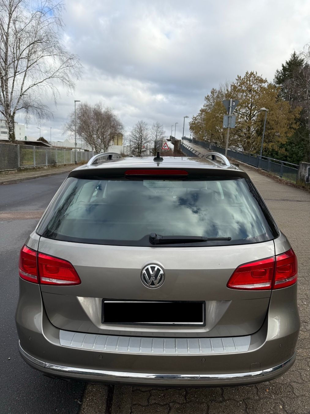 VW Automobili: VW PASSAT TOP ZUSTAND!!! – Usato da Schaffhausen venduto da luxuryedition 4