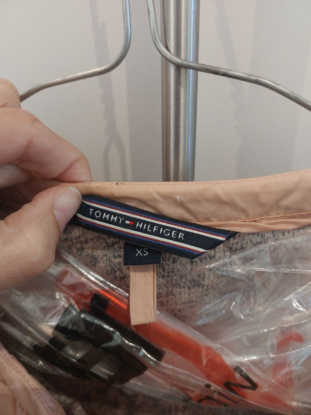 Tommy Hilfiger Giacche: Tommy Hilfiger Steppjacke – Usato da Wollerau venduto da _2kp5 6