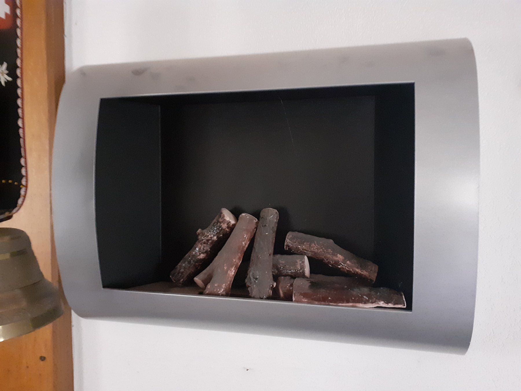 Tutte le decorazioni: 2 Stück Bioethanol Kamin Wandkamin – Usato da Prêles venduto da Podencogalgo 1