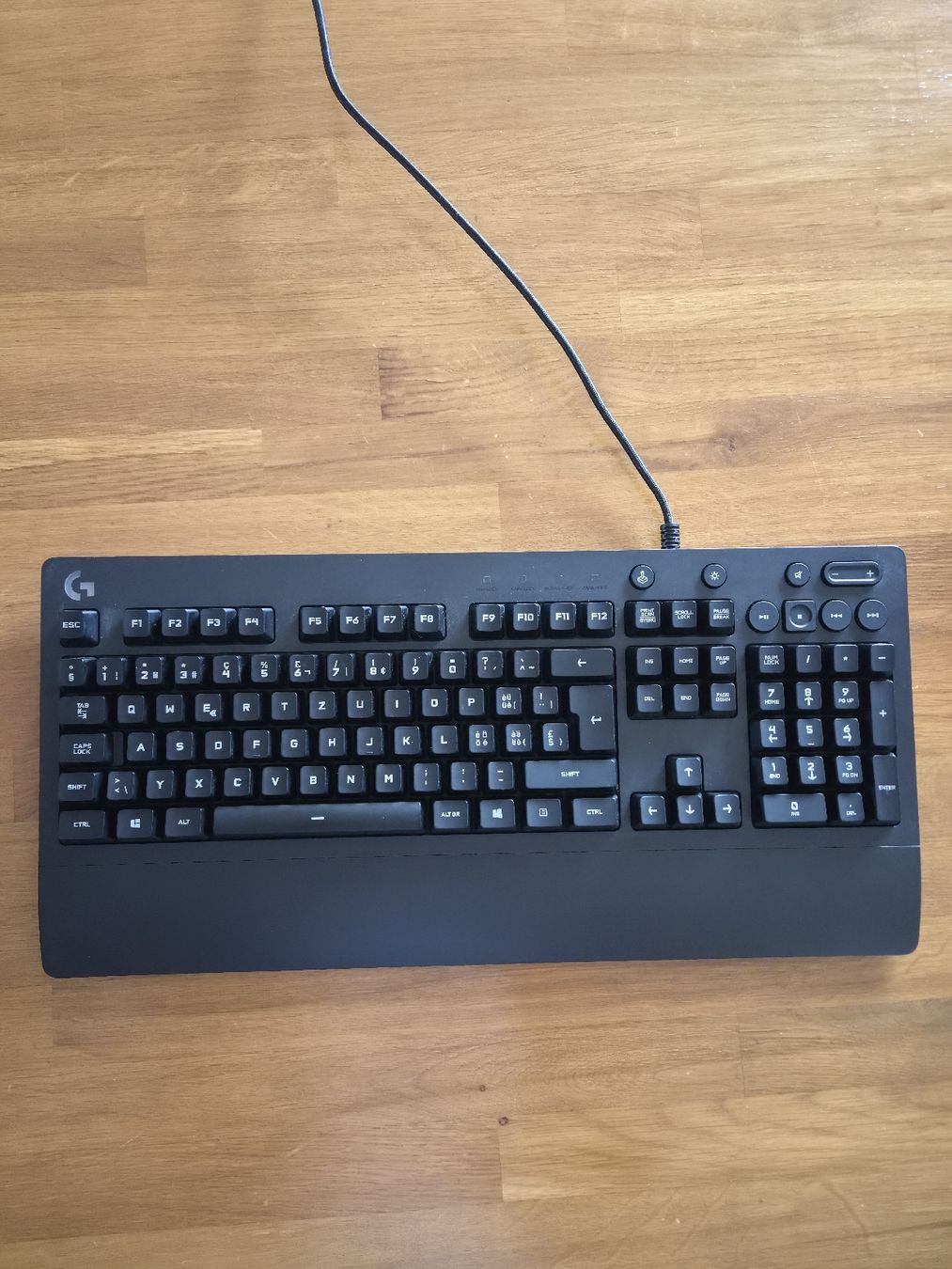Logitech Claviers: Clavier Logitech G213  – D'occasion à Chavornay par Hugo_S. 1