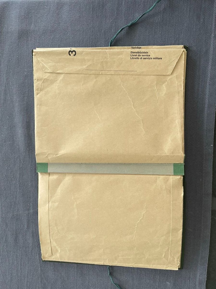 Koffer & Taschen: Antike Dokumentenmappe 8 Fächern.  Karton – Gebraucht aus Mönchaltorf von Mitsuko13 5