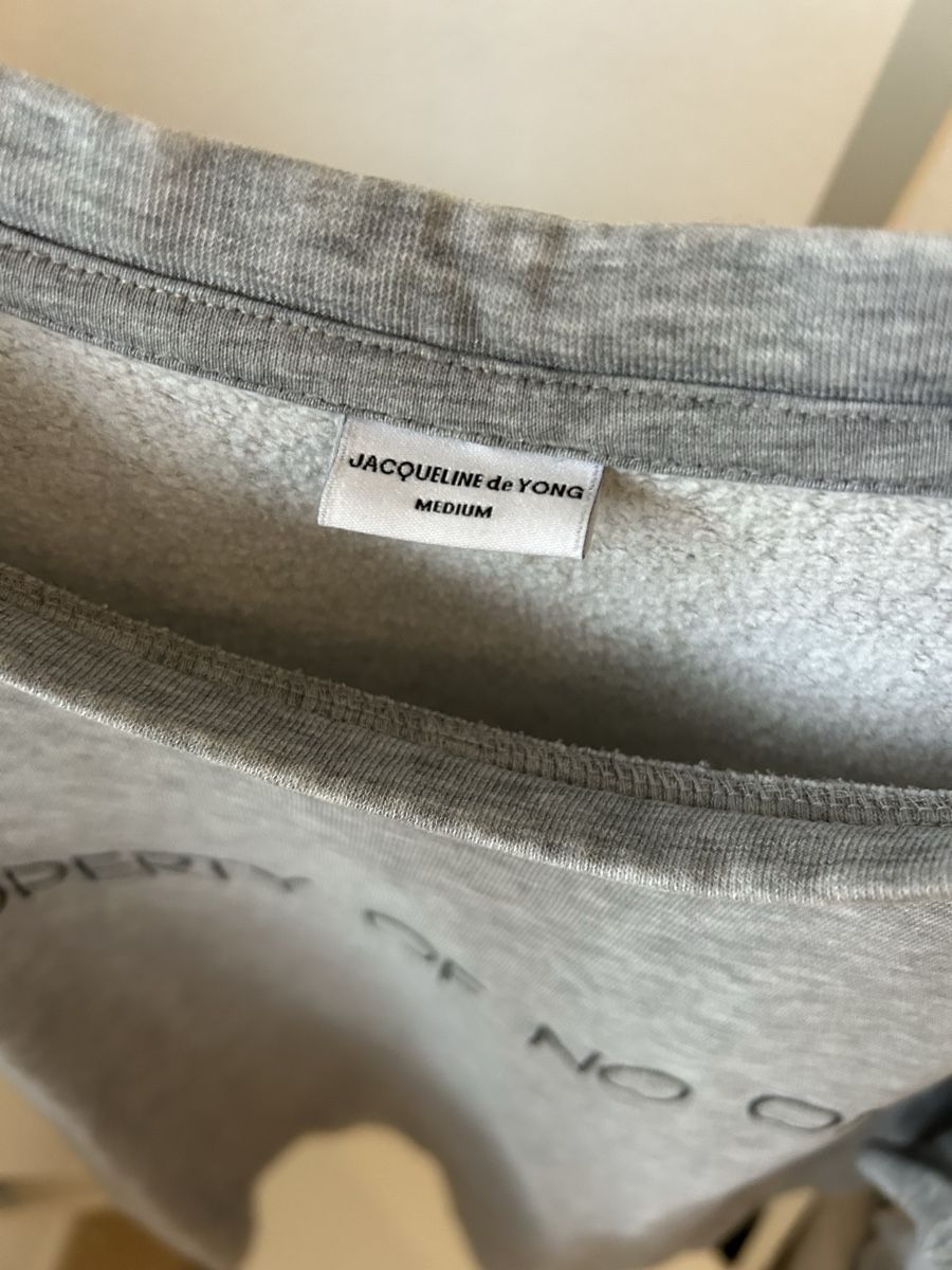 Pullover & Sweatshirts: Jacqueline de Yong Pullover Grösse M – Gebraucht aus Niederhelfenschwil von aur_ms6f 1