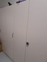 Schrank 5türig mit Tablare und Kleiderstange