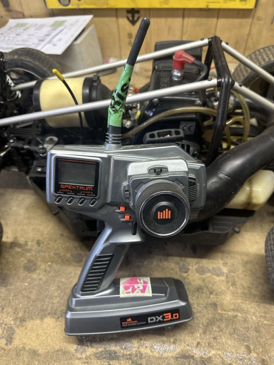 Modellismo RC: RC Auto 1:5  4WD Buggy Mcd RR4 – Usato da Ermenswil venduto da woubaan 6