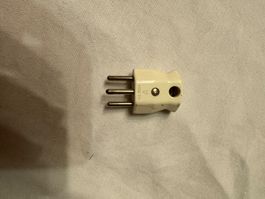 Fiche électrique Suisse 10A 250V, bon état, à saisir! (45)