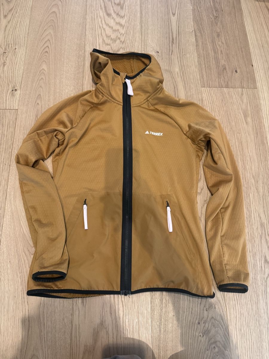 Adidas Giacche: Jacke Adidas – Nuovo (secondo la descrizione) da Davos Platz venduto da mbe_r5tv